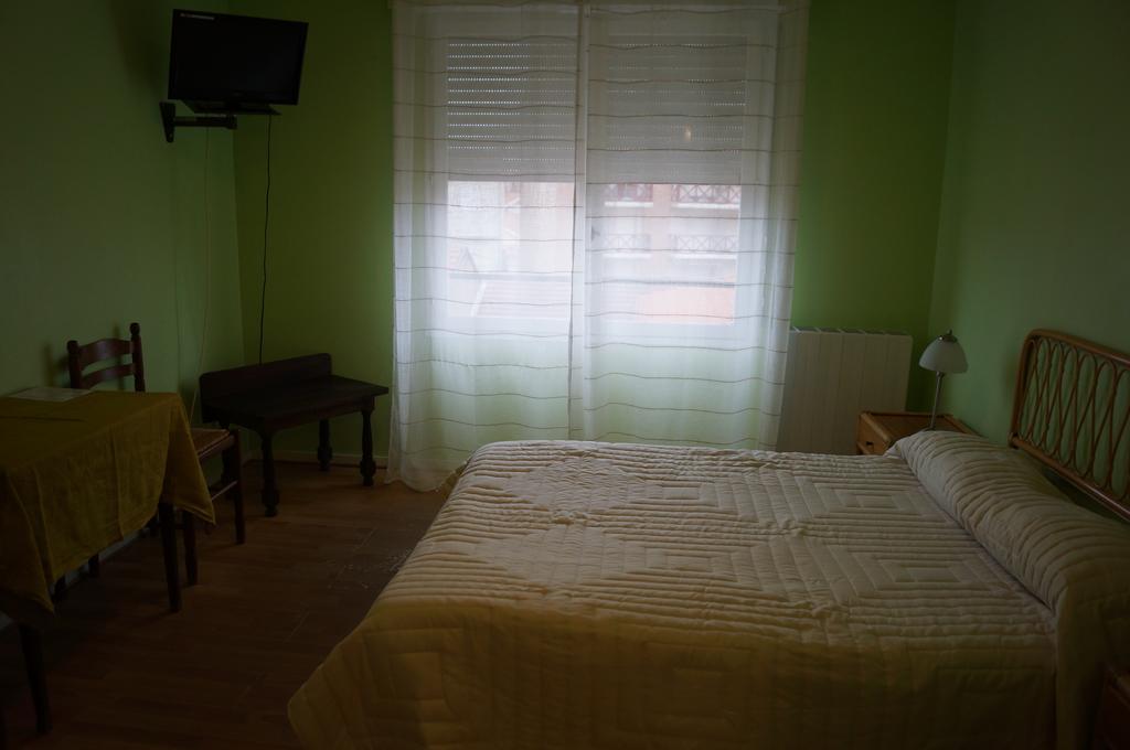 Le Novel Hotel Arcachon Room photo